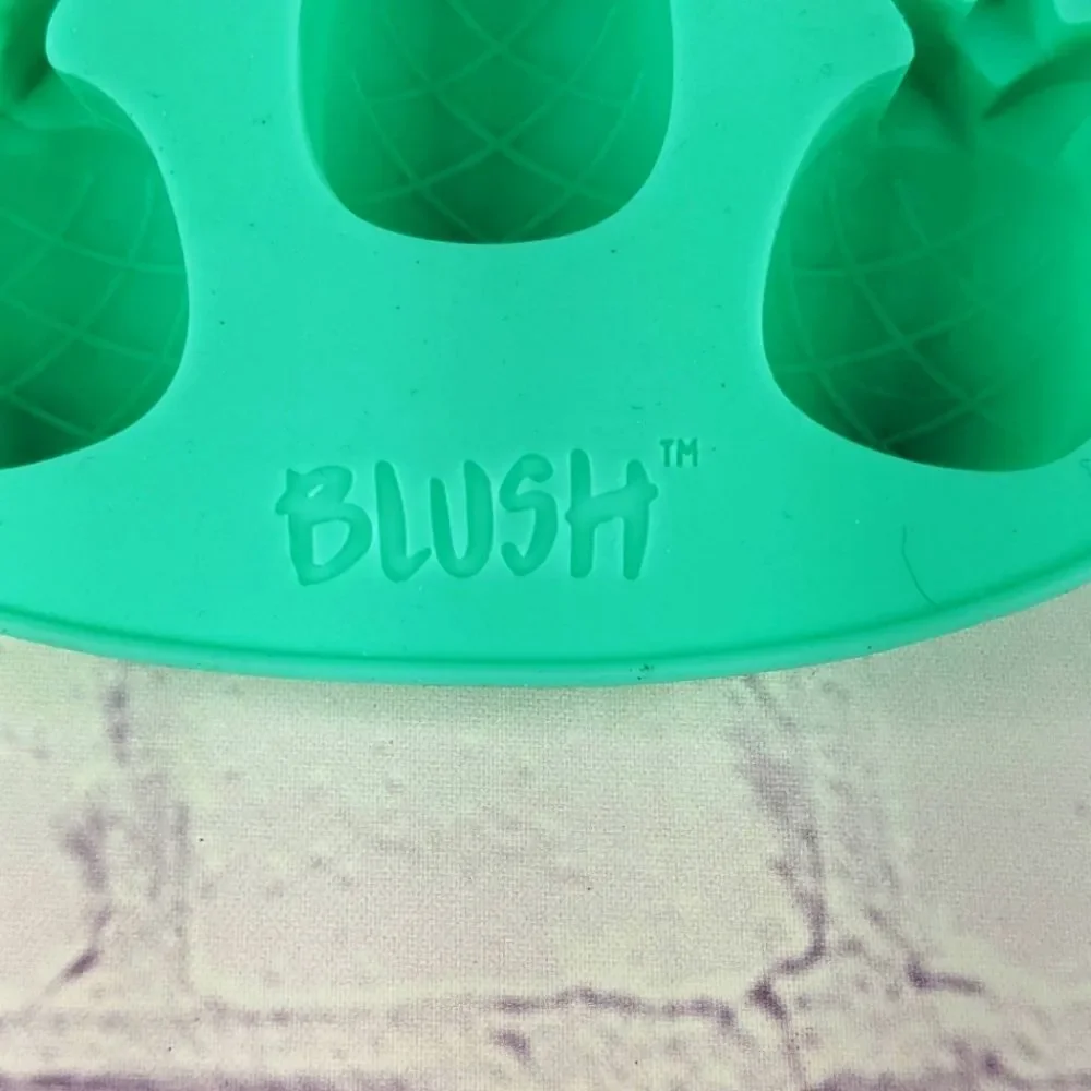 BLUSH Pineapple Ice Cube Tray Bar Tool